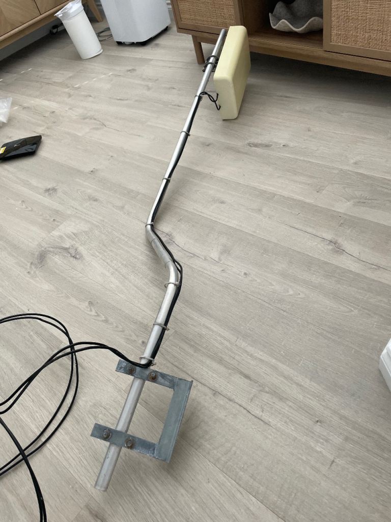 4G/5G mobile broadband antenna £80 - Paradar Bluespot