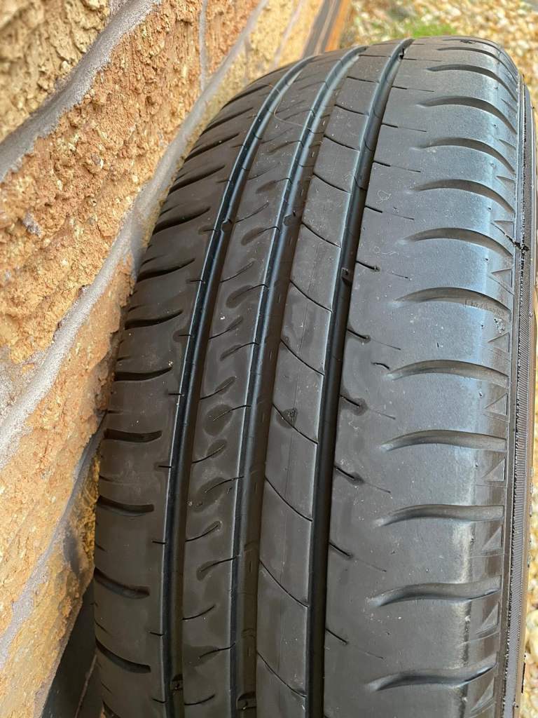 Genuine BMW MINI 15 inch alloy wheels with Michelin tyres