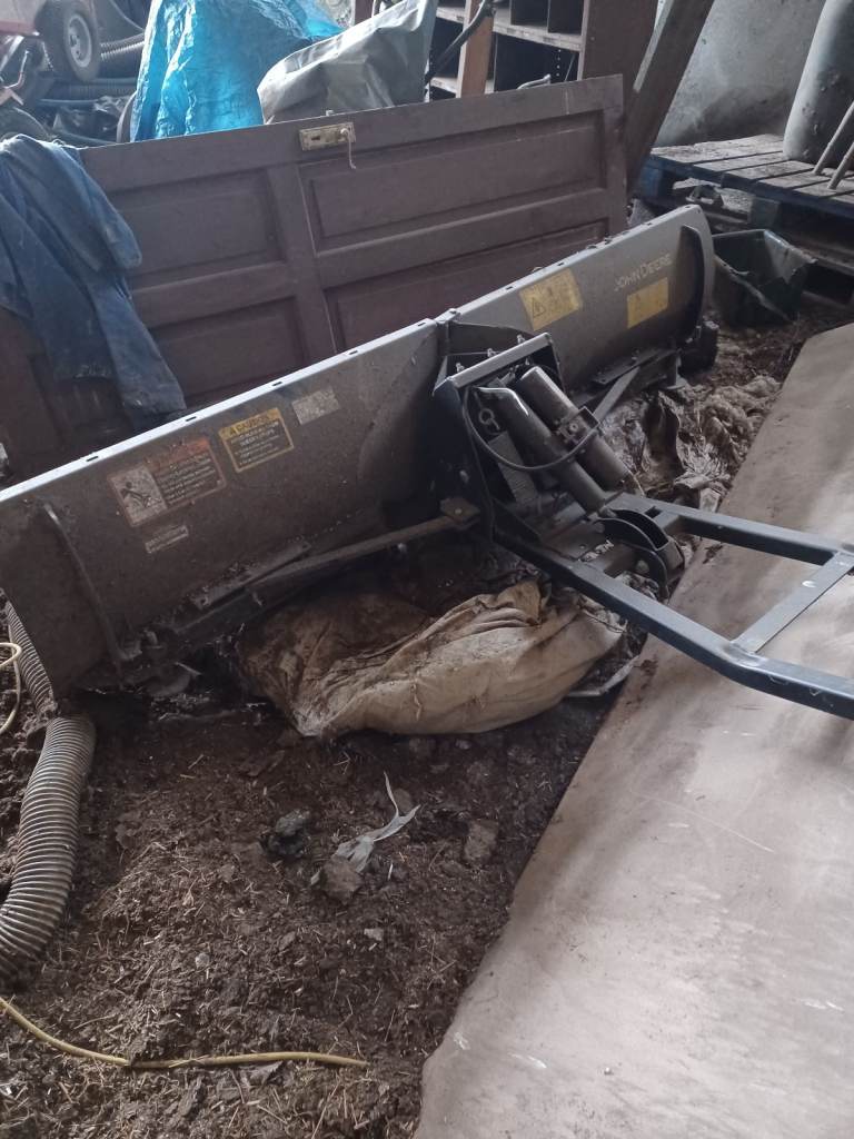 John deer snow plough