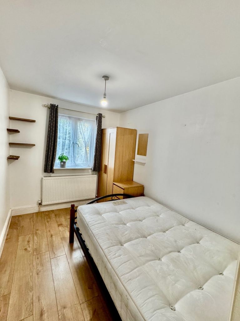 Double room for rent 