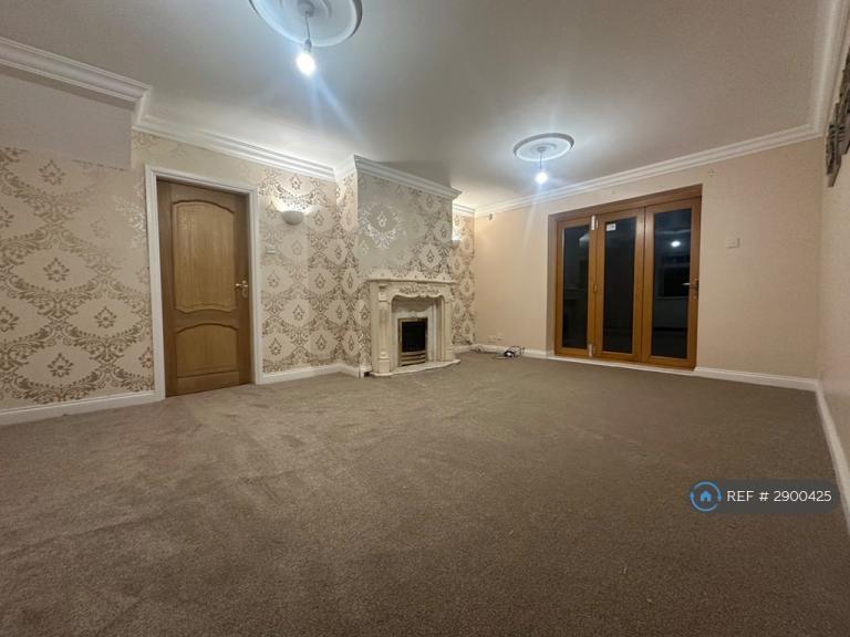 3 bedroom house in North Road, Dewsbury, WF13 (3 bed) (#2900425)