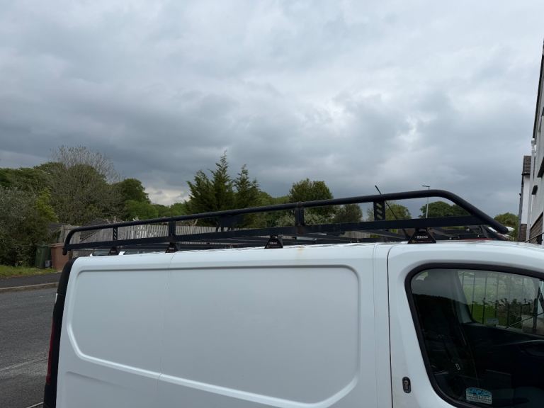 Vauxhall Vivaro roof rack