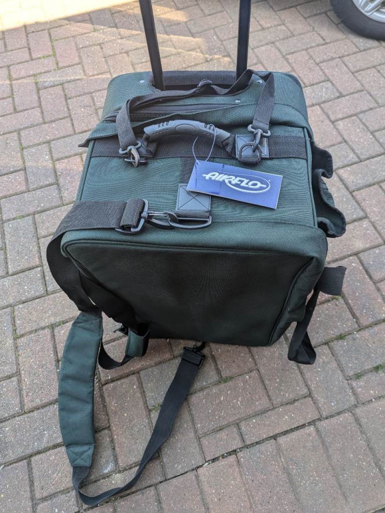 Airflow fishing "rolling holdall/boat bag"