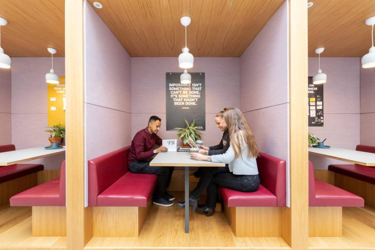 London - W5 5SL \ Flexible Desk Access Through Coworking Membership