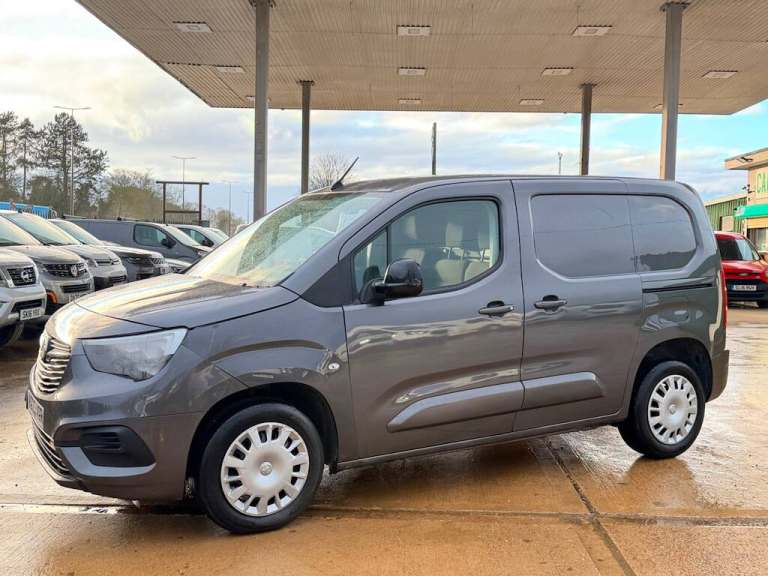 2023 Vauxhall Combo 1.5 Turbo D 2300 Pro Panel Van 5dr Diesel Manual L1 H1 Euro 6 (s/s) (100 ps P...