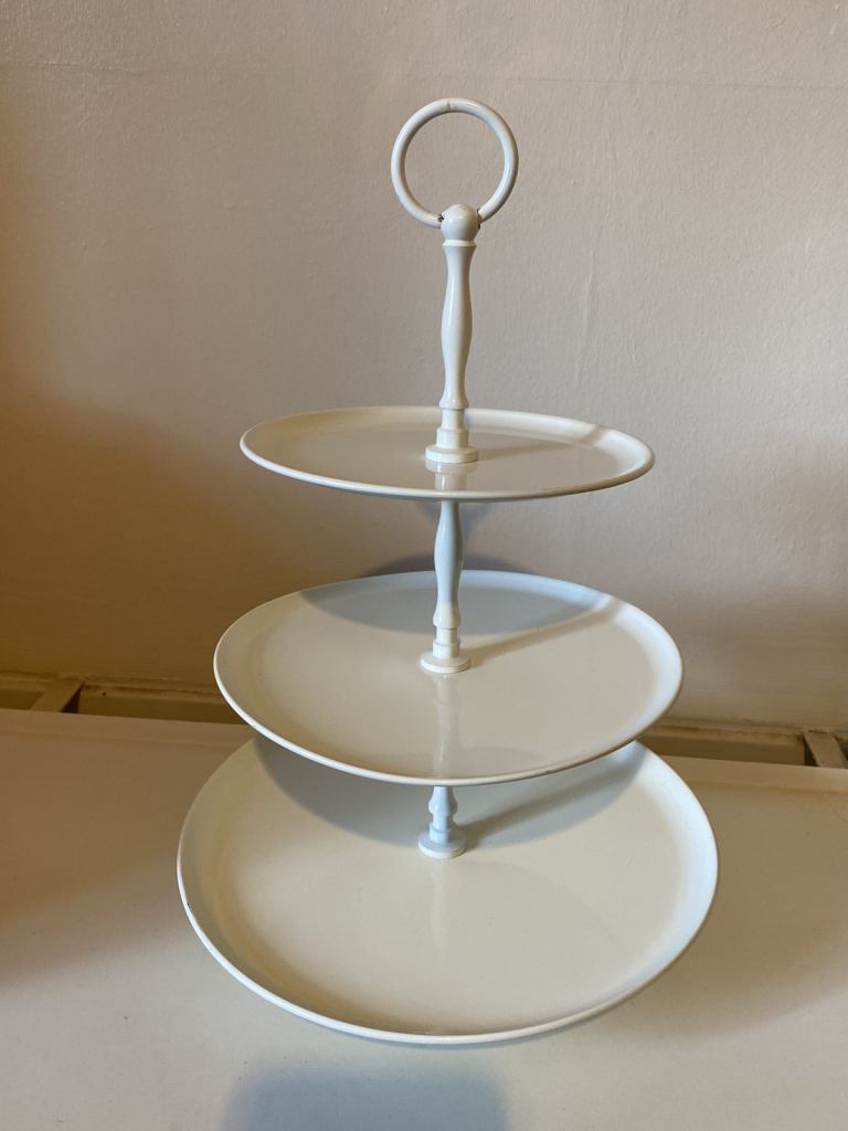 3 tier cake stand metal . 