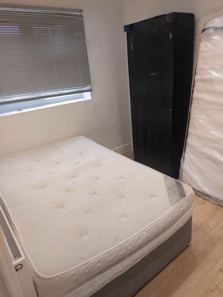 DSS 1BED GR FL FLAT+PRIV GARDEN OK SINGLE PARENT&CHILD 10 MIN WHITTON B.R. THEN 30 MIN WATERLOO