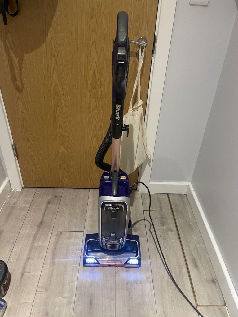 SHARK AZ910UK forsale