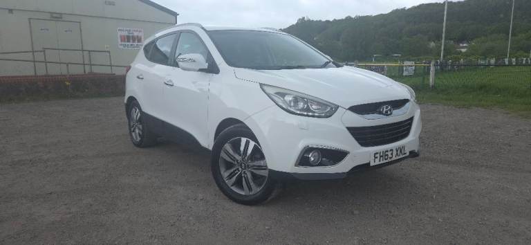 Hyundai, IX35, AWD Estate, 2014, Manual, 1995 (cc), 5 doors Tucson Kia Sportage