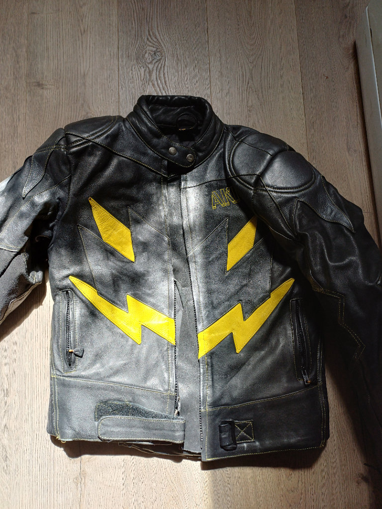 Motorcycle jacket 
