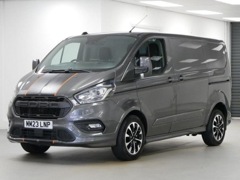 23 FORD TRANSIT CUSTOM 310 2.0 EBL 170 BHP SWB SPORT NAV EDITION AUTO ( NO VAT )
