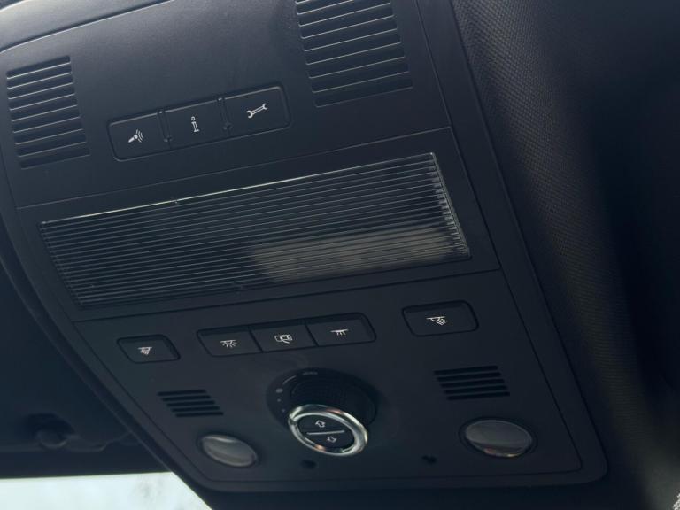 2016 Volkswagen Touareg 3.0 TDI V6 BlueMotion Tech R-Line Tiptronic 4WD Euro 6 (s/s) 5dr ESTATE D...