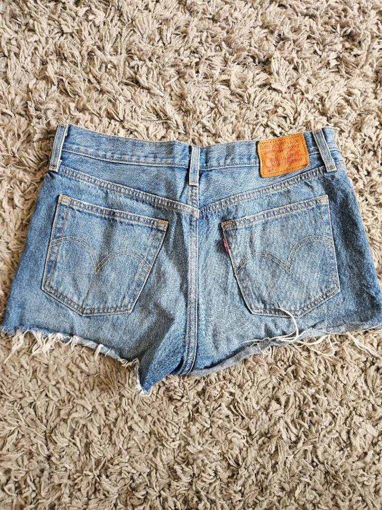 Levi's 501s Mid Wash Distressed Denim Shorts - Size 10
