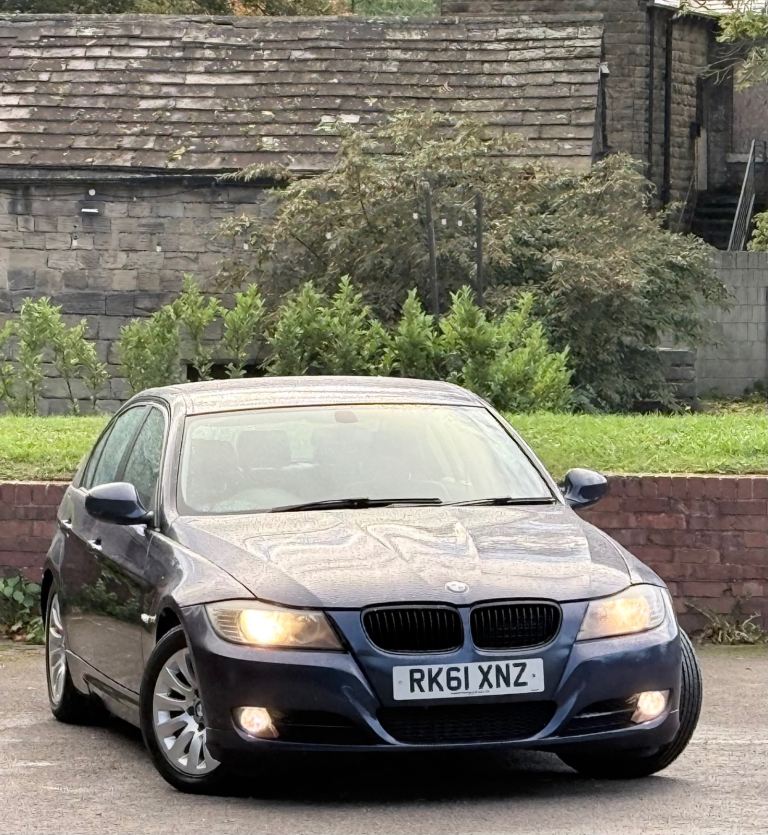 BMW, 3 SERIES, Saloon, 2011, Manual, 1995 (cc), 4 doors