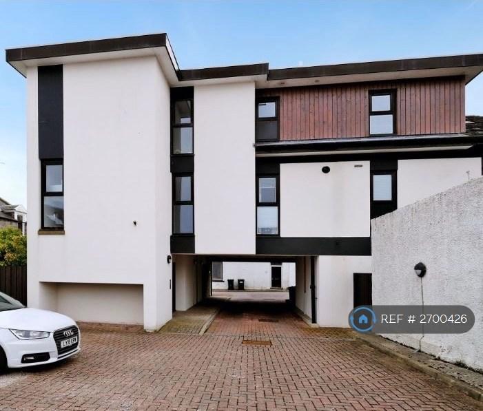 2 bedroom flat in Broomhill, Aberdeen, AB10 (2 bed) (#2700426)