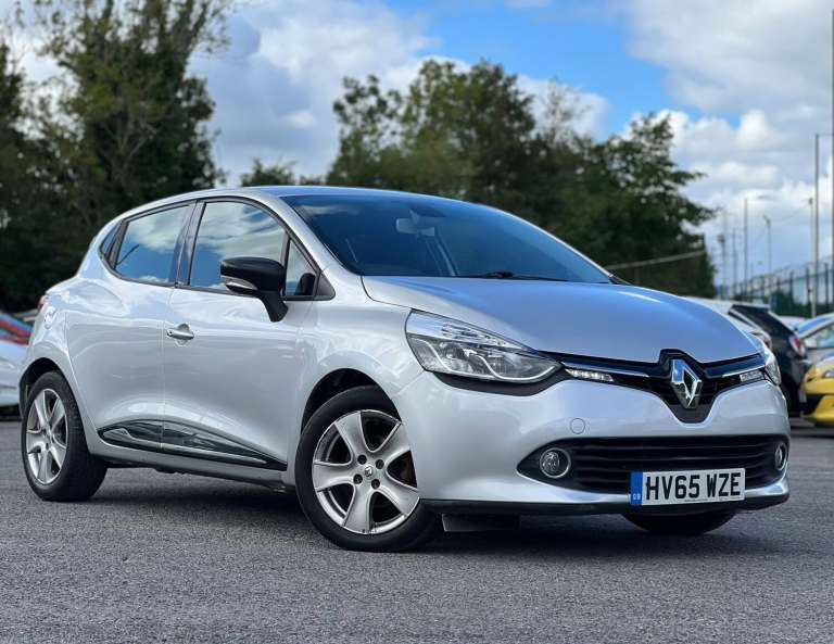 2015 Renault Clio 1.5 dCi 90 Dynamique Nav 5dr Auto HATCHBACK Diesel Automatic