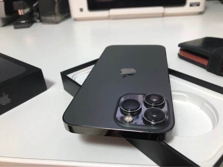 iPhone 12 Pro Max 128gb immaculate condition