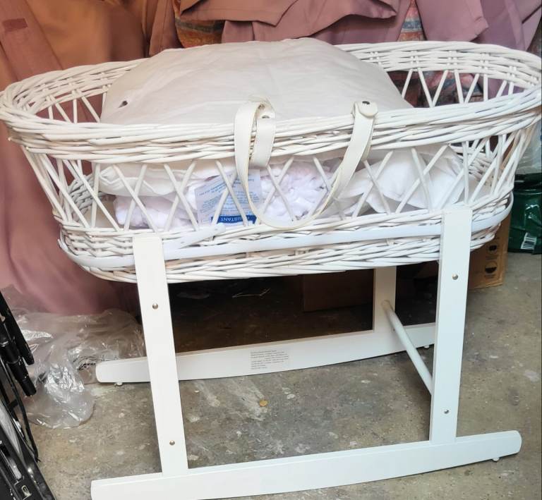 Moses basket 