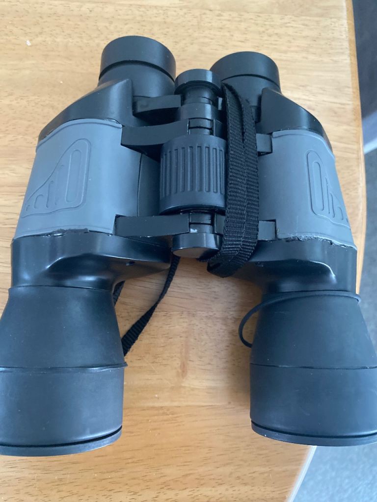 Binoculars 