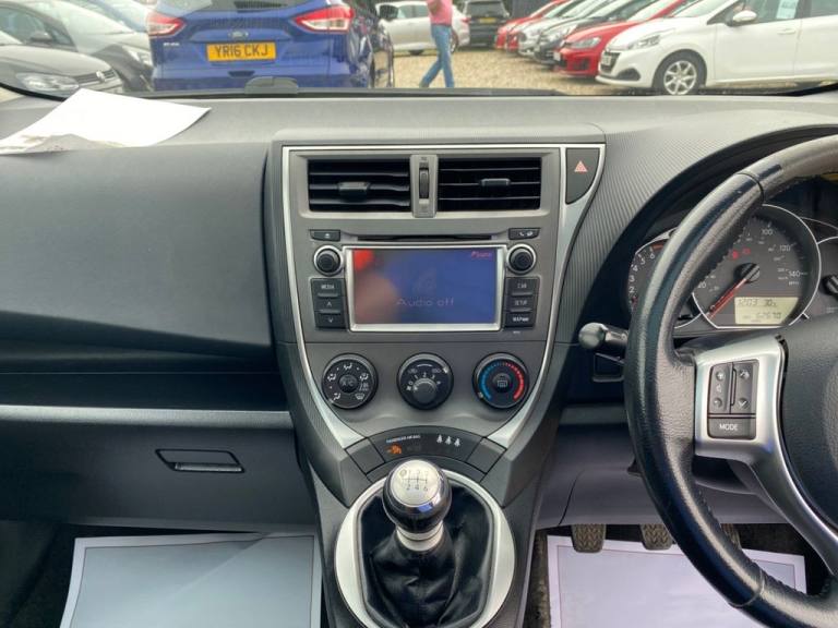 2011 Toyota Verso 1.3l 5d  98 BHP MPV Petrol Manual