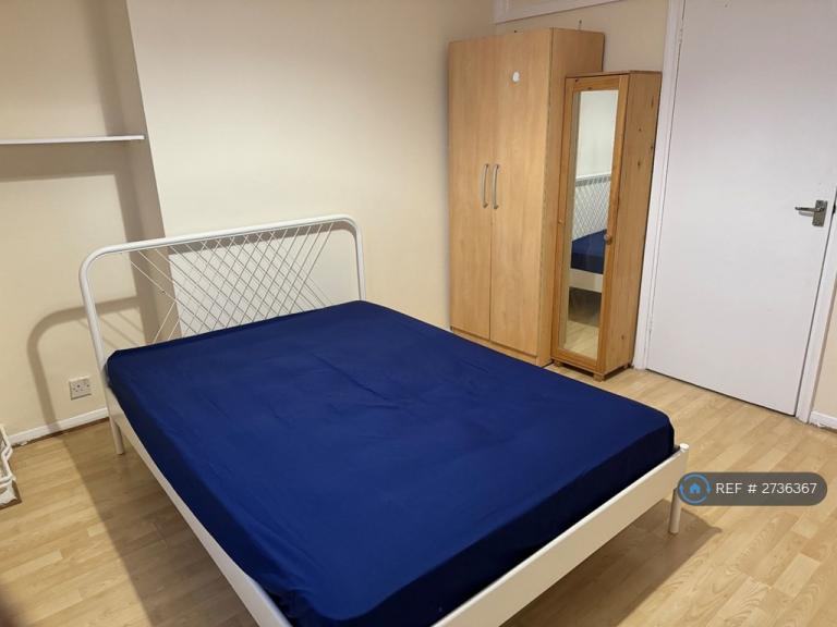 1 bedroom in Arbour House, London, E1 (#2736367)