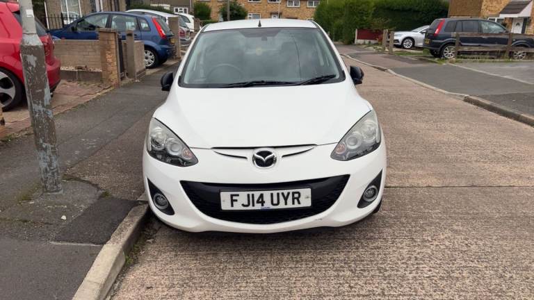 Mazda, 2, Hatchback, 2014, Manual, 1349 (cc), 5 doors