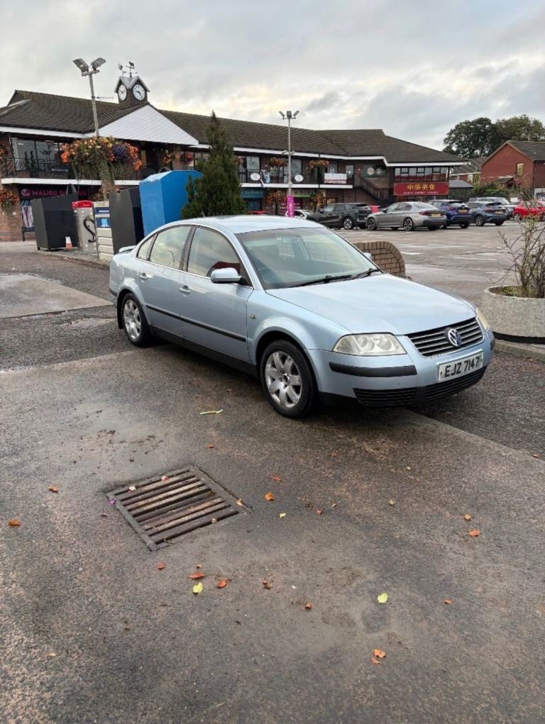 Volkswagen, PASSAT, Saloon, 2003, Manual, 1896 (cc), 4 doors