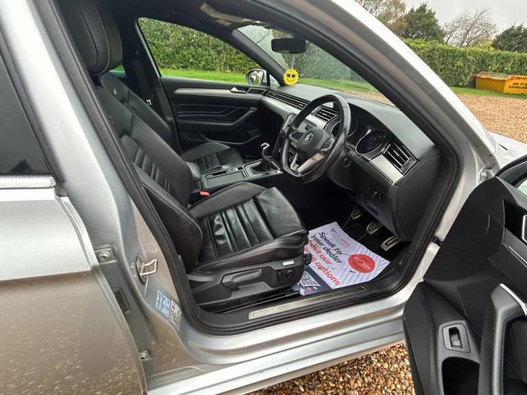 2020 20 VOLKSWAGEN PASSAT 2.0 TDI EVO R-LINE ESTATE 5DR DIESEL MANUAL EURO 6 (S/