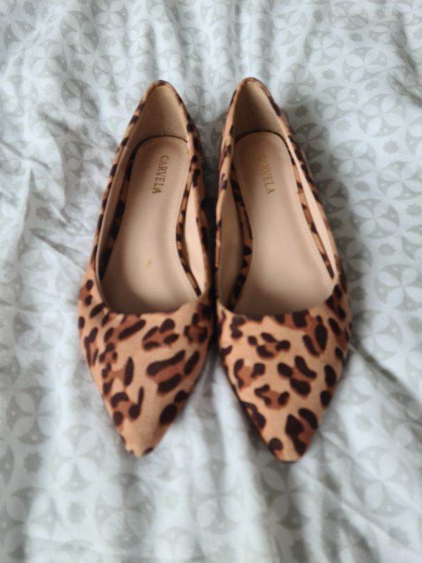 Stunning Carvela ladies Leopard Print flats/ ballerinas eu37 uk4 excellent condition 