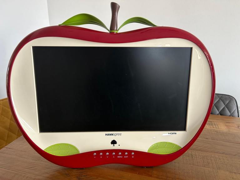 Hannspree monitor - shaped like an apple
