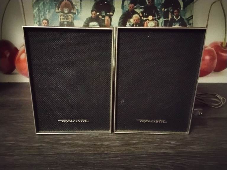 image for Pair of vintage speakers realistic tandy minimus cool 1980s ?