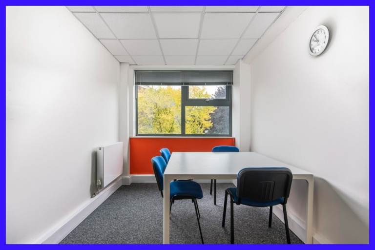 Redhill - RH1 2LZ, Private office space for 4 people in Basepoint Holmethorpe Avenue