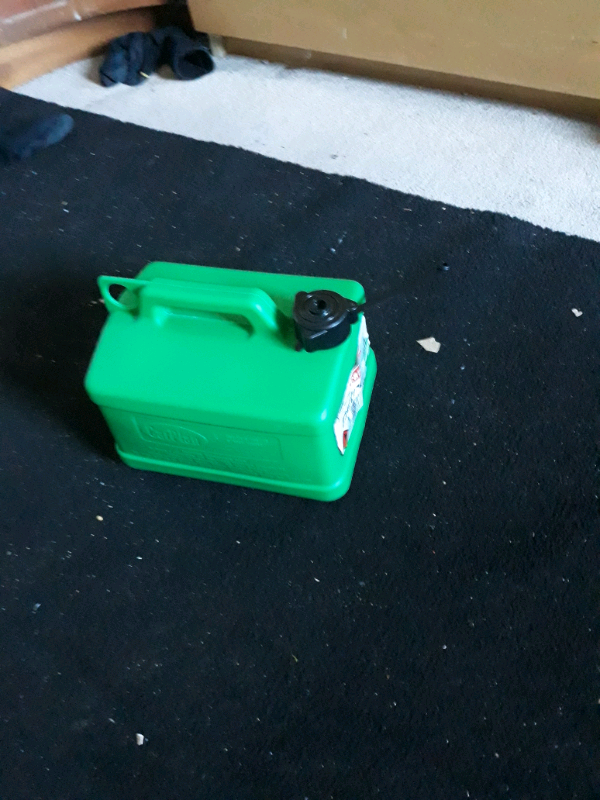 Petrol Can  ,5lts,Brand new