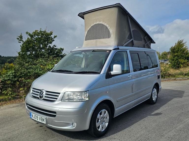VW T5 California 2.5TD Pop Top 2009