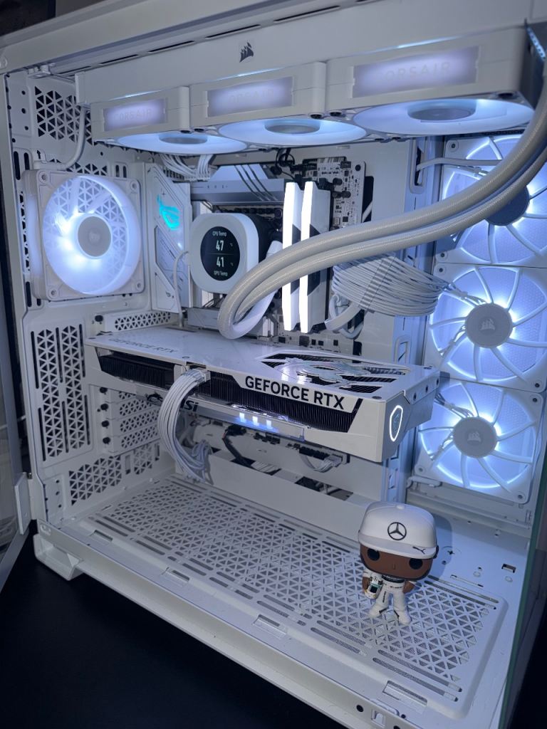 Custom built gaming PC 