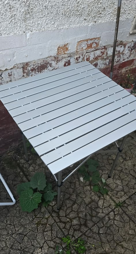 Foldable Aluminium Table