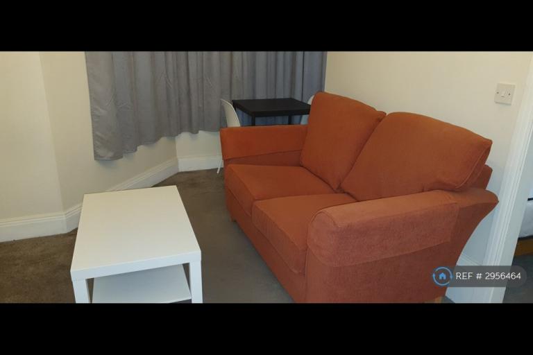 1 bedroom flat in Hartington Street, Derby, DE23 (1 bed) (#2956464)