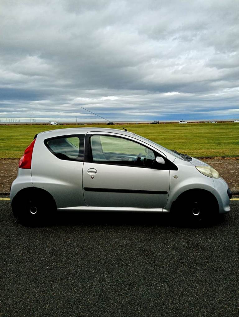 Peugeot, 107, Hatchback, 2007, Semi-Auto, 998 (cc), 3 doors