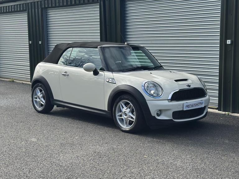 2009 MINI Convertible 1.6 Cooper S Convertible 2dr Petrol Manual Euro 4 (175 ps) Convertible Petr...