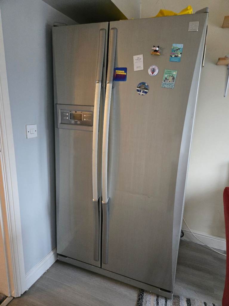 Daewoo American fridge