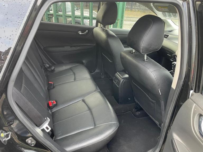 2015 Nissan Pulsar 1.2 DiG-T Tekna 5dr HATCHBACK Petrol Manual