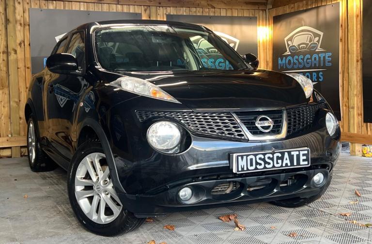 image for 2013 Nissan Juke 1.6 Acenta 5dr CVT [Premium Pack] HATCHBACK PETROL Automatic