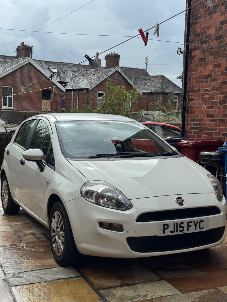 Fiat, PUNTO, Hatchback, 2015, Manual, 1242 (cc), 5 doors