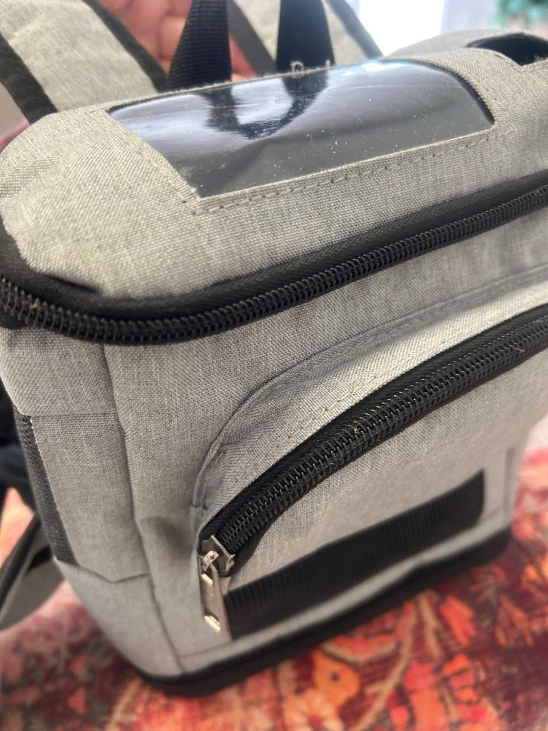 Oxygen concentrator back pack 