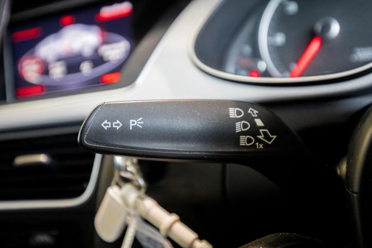 2015 Audi A4 2.0 TDI Ultra 163 SE Technik 5dr ESTATE DIESEL Manual