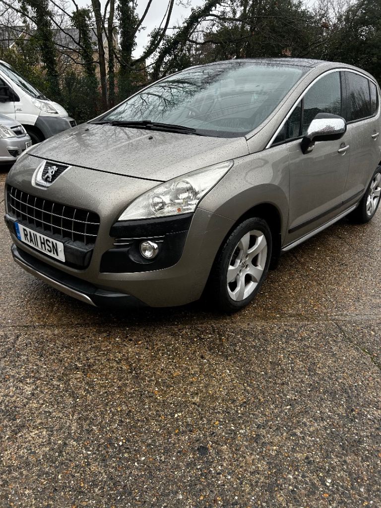 Peugeot, 3008, Hatchback, 2011, Manual, 1560 (cc), 5 doors