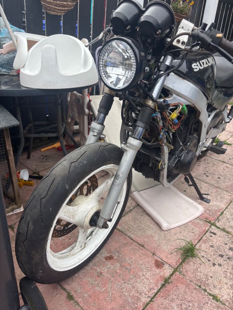 1999 Suzuki gs500e project 