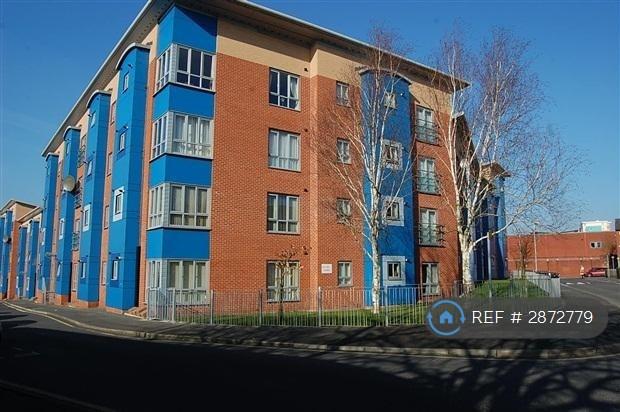 2 bedroom flat in Leicester Court, Preston, PR1 (2 bed) (#2872779)