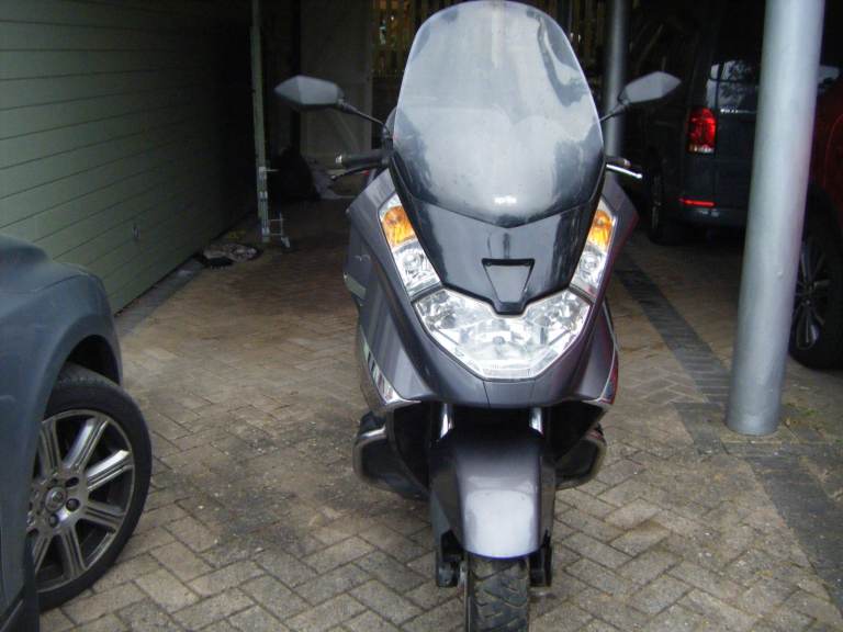 Aprilia atlantic 500cc 2004