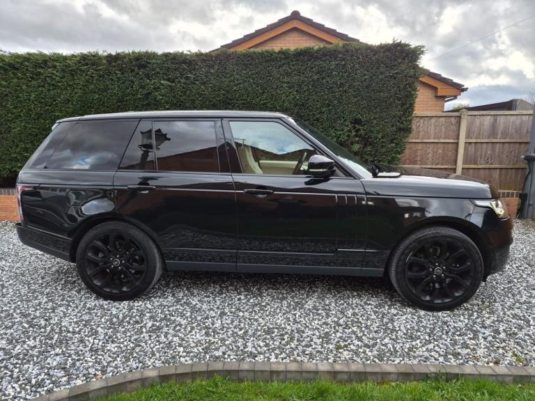 2013 Land Rover Range Rover 3.0 TDV6 Vogue 4dr Auto ESTATE Diesel Automatic